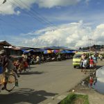 Suasana_di_jalan_depan_pasar_Mardika